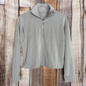 Athleta Top Seasoft Quarter Zip Quartz Gray Pullover Athleisure Soft Comfort XS